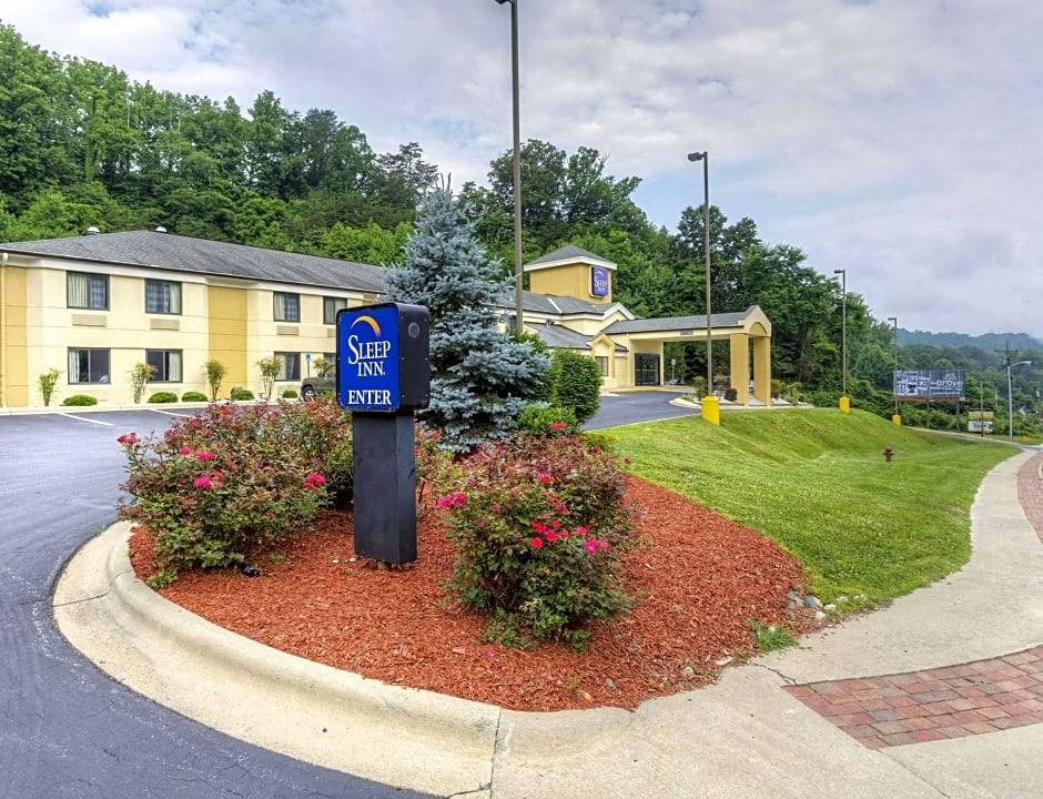 Bryson City Hotel | 2-Star Hotel ∙ Sleep Inn Bryson City Cherokee