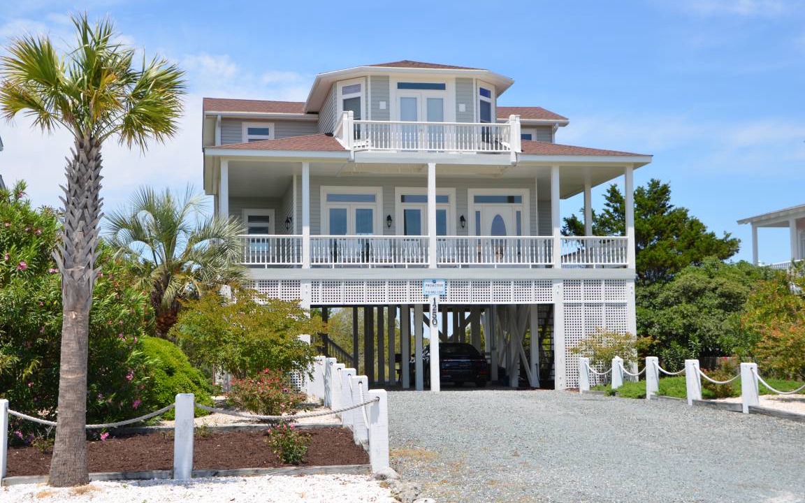 Holden Beach House | 202 m² House ∙ 4 bedrooms ∙ 14 guests