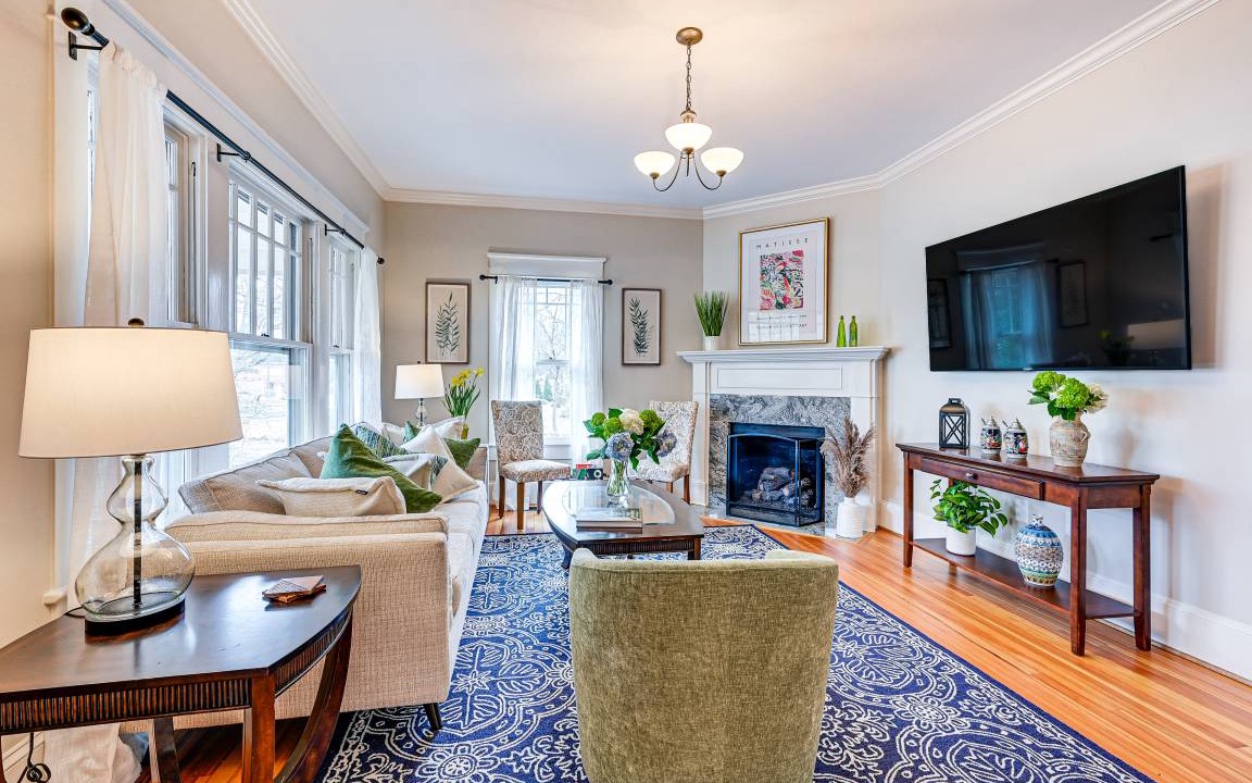 Winston - Salem House | 203 m² House ∙ 4 bedrooms ∙ 10 guests