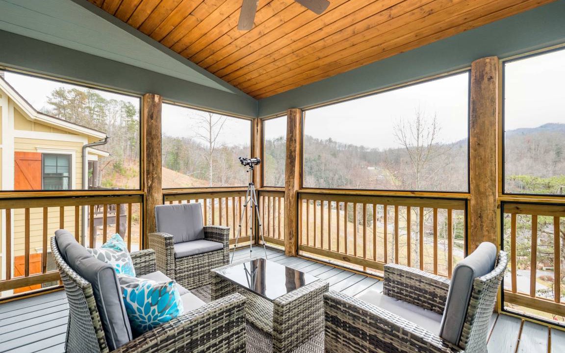 Cullowhee House | 204 m² House ∙ 3 bedrooms ∙ 6 guests