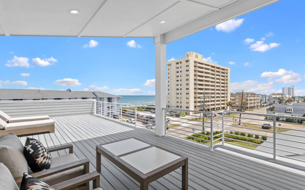 Wilmington Beach House | 204 m² House ∙ 4 bedrooms ∙ 13 guests