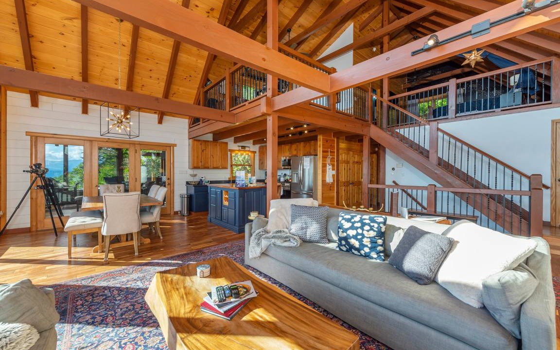 Old Fort Cabin | 207 m² Cabin ∙ 3 bedrooms ∙ 6 guests