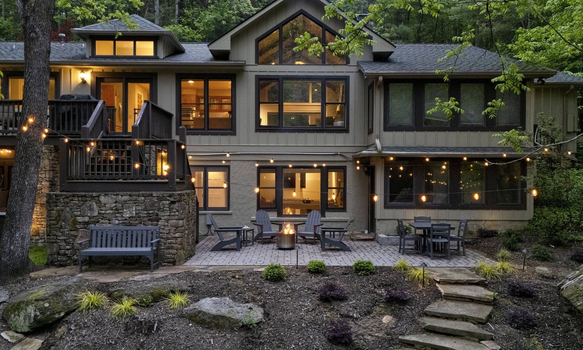 Hendersonville House | 21-acre multi-home escape with hot tub, hiking trails & waterfalls