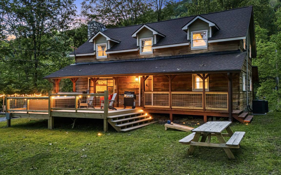 Canton House | 211 m² House ∙ 6 bedrooms ∙ 12 guests