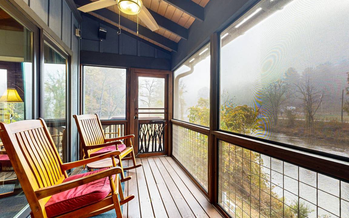 Cullowhee House | 214 m² House ∙ 2 bedrooms ∙ 6 guests