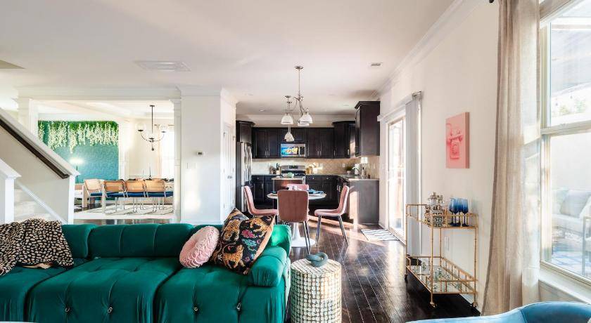Steele Creek House | 229 m² House ∙ 4 bedrooms ∙ 8 guests