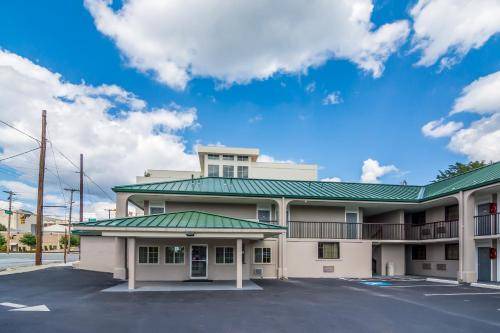 High Point Hotel | 23 m² Motel ∙ 4 guests