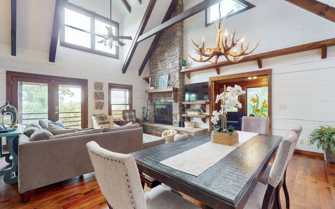 Royal Pines House | 231 m² House ∙ 3 bedrooms ∙ 12 guests