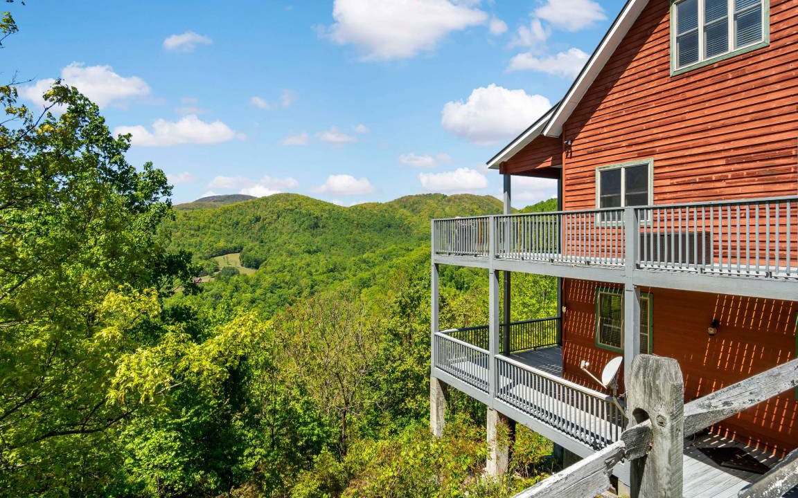 Skyland House | 232 m² House ∙ 4 bedrooms ∙ 8 guests