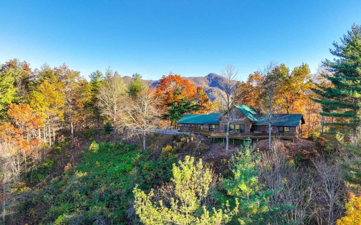 Almond House | 241 m² House ∙ 3 bedrooms ∙ 8 guests