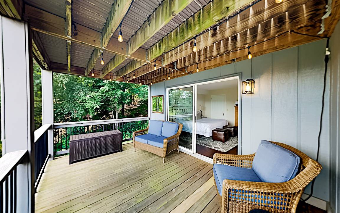 Lake Lure House | 249 m² House ∙ 3 bedrooms ∙ 12 guests