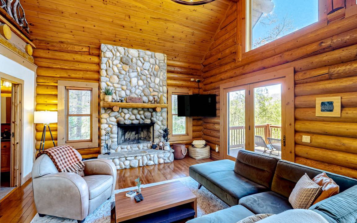 Topton Cabin | 260 m² Cabin ∙ 4 bedrooms ∙ 11 guests