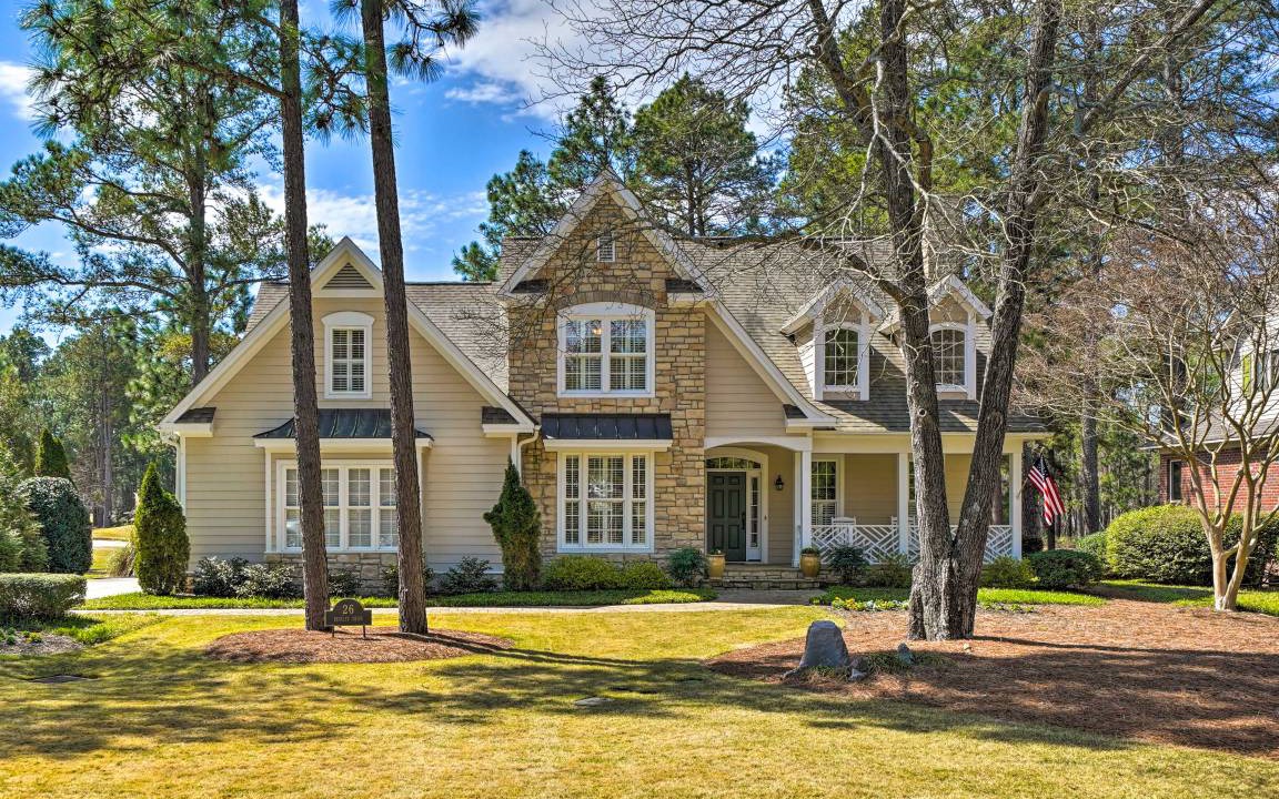 Pinehurst House | 264 m² House ∙ 4 bedrooms ∙ 8 guests