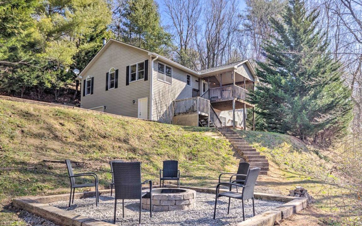 Asheville House | 278 m² House ∙ 5 bedrooms ∙ 10 guests