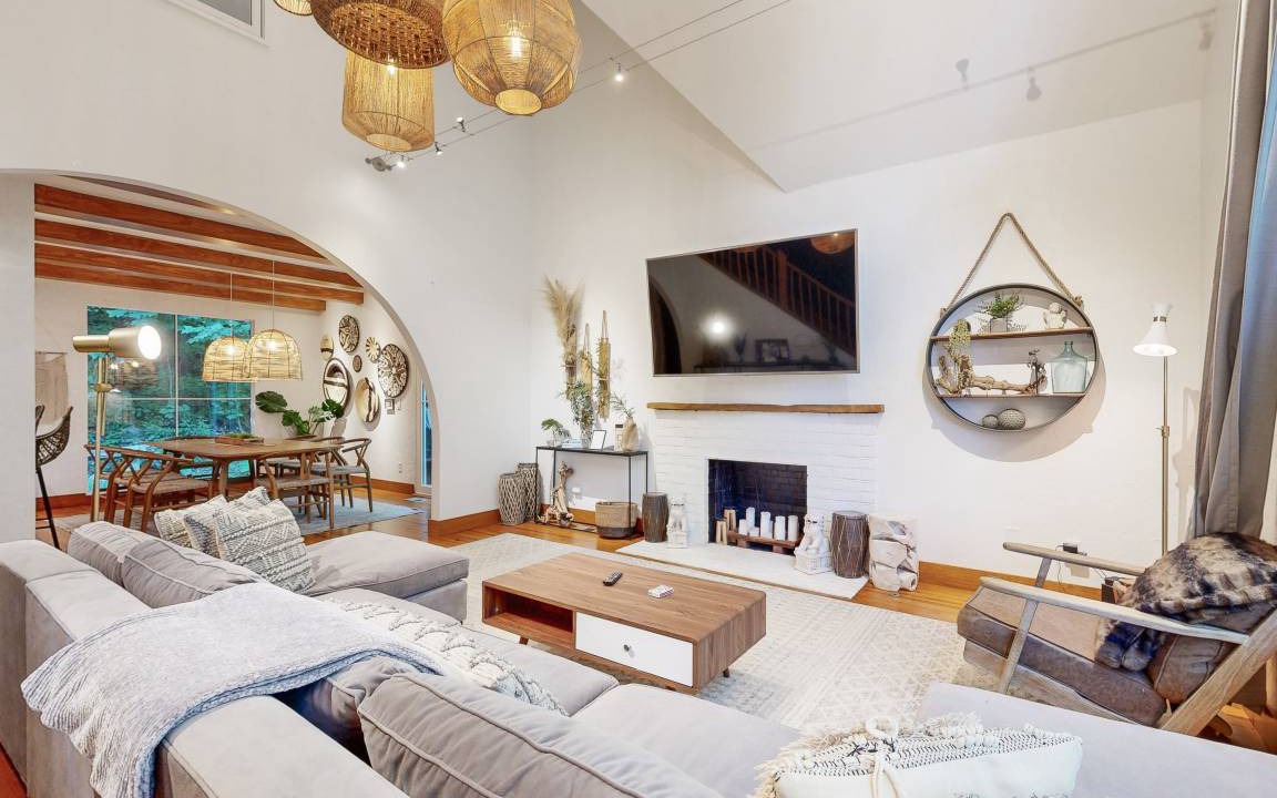 Asheville House | 279 m² House ∙ 4 bedrooms ∙ 10 guests