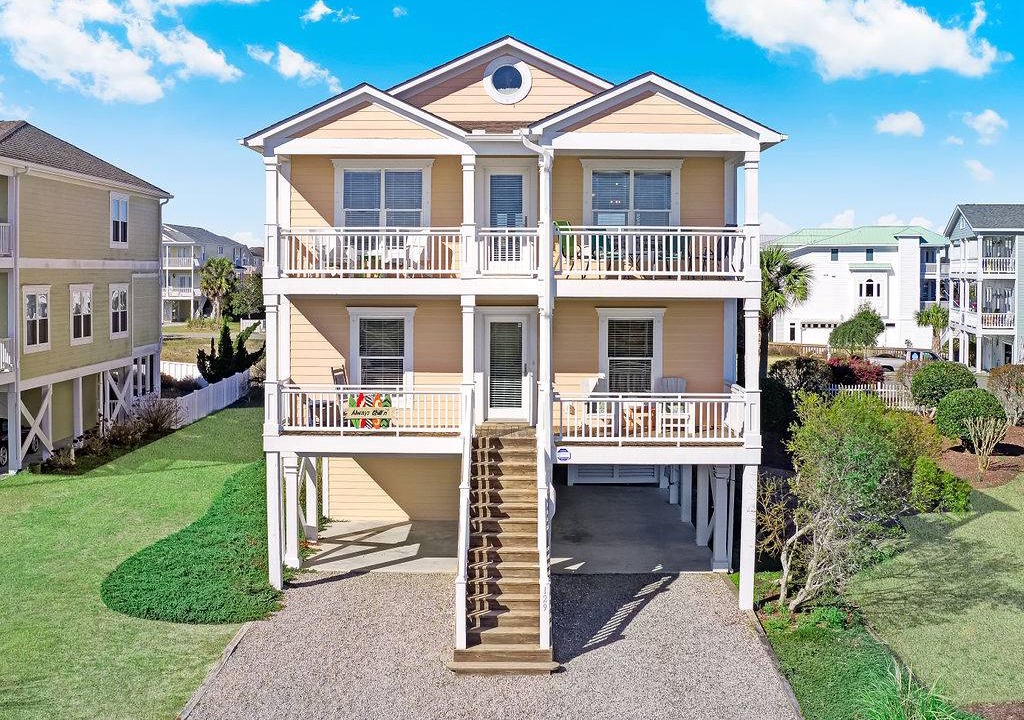 Holden Beach House | 280 m² House ∙ 5 bedrooms ∙ 14 guests