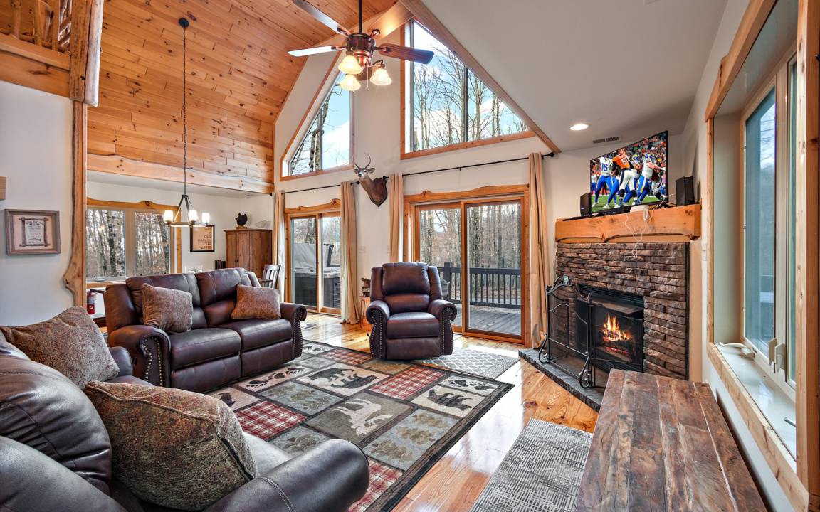 Charter Hills Cabin | 295 m² Cabin ∙ 5 bedrooms ∙ 11 guests