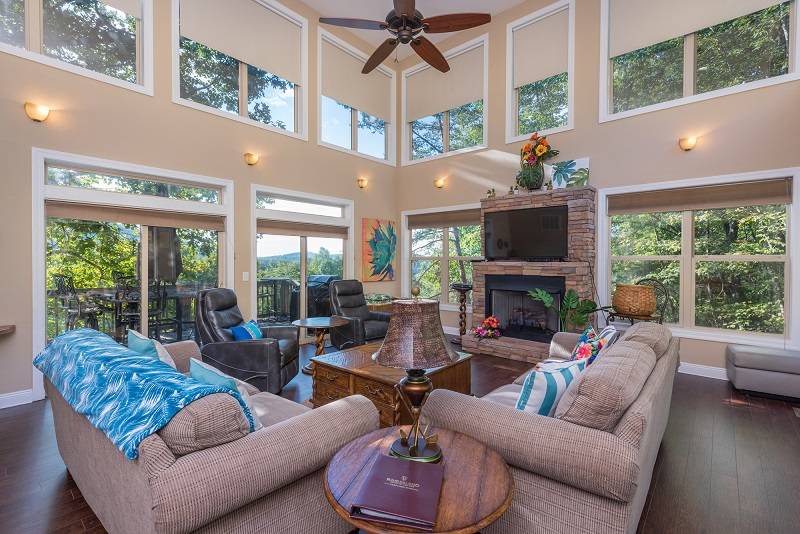 Lake Lure House | 296 m² House ∙ 5 bedrooms ∙ 12 guests