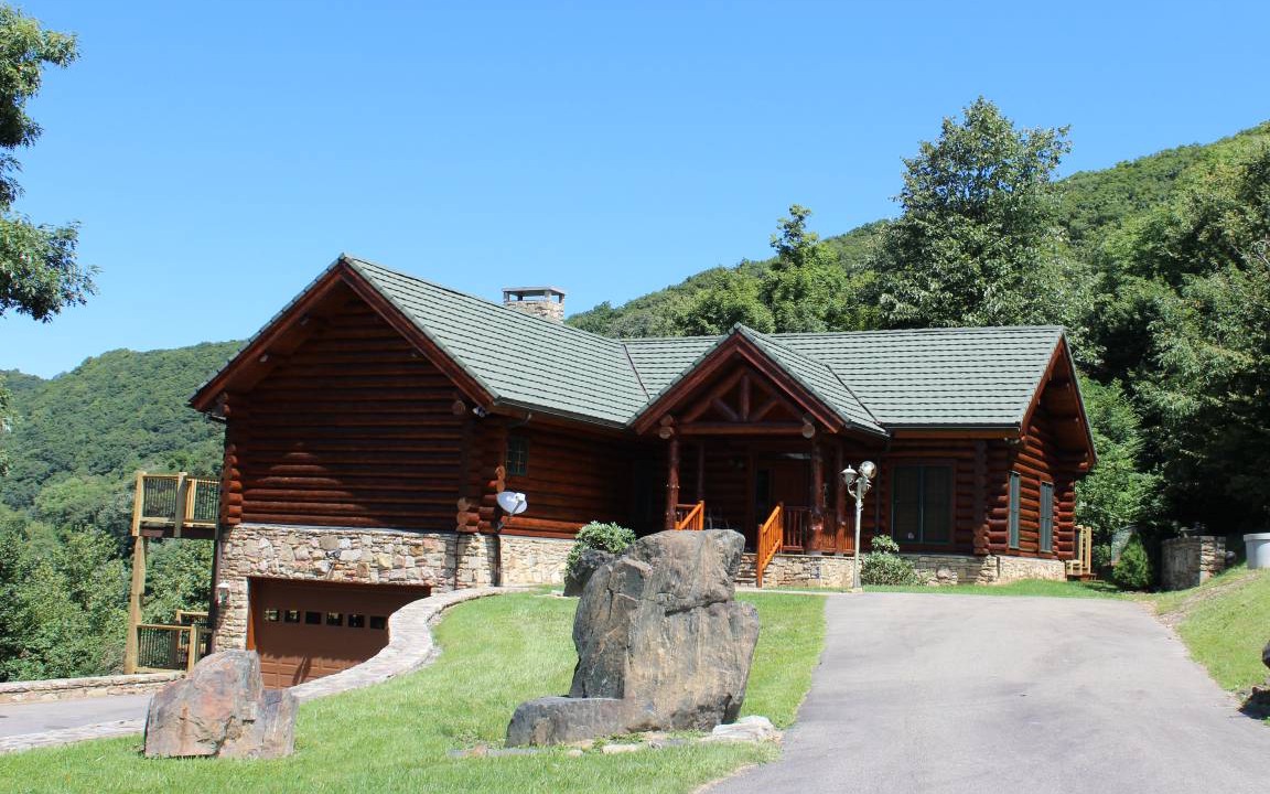 Buck Mountain House | 297 m² House ∙ 5 bedrooms ∙ 8 guests