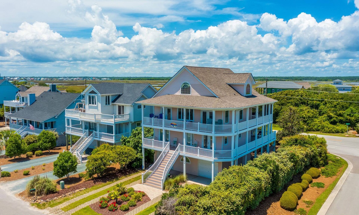 Village of Stump Sound House | 2nd-row ocean-view home with elevator, cmty pool & tennis