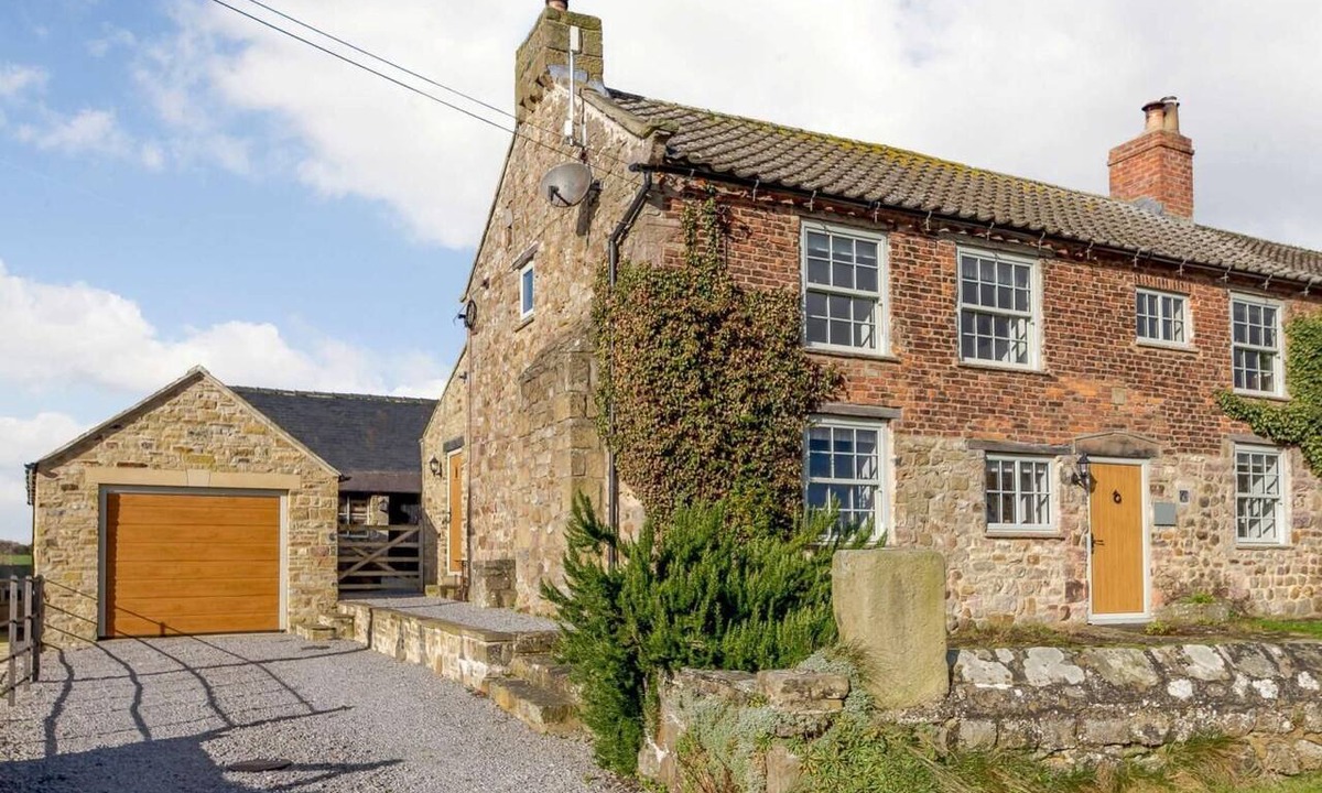 Bedale Cottage | 3 Bed in Bedale (oc-81375)