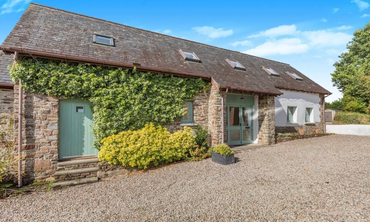 Torrington Cottage | 3 Bed in Langtree (oc-g29911)
