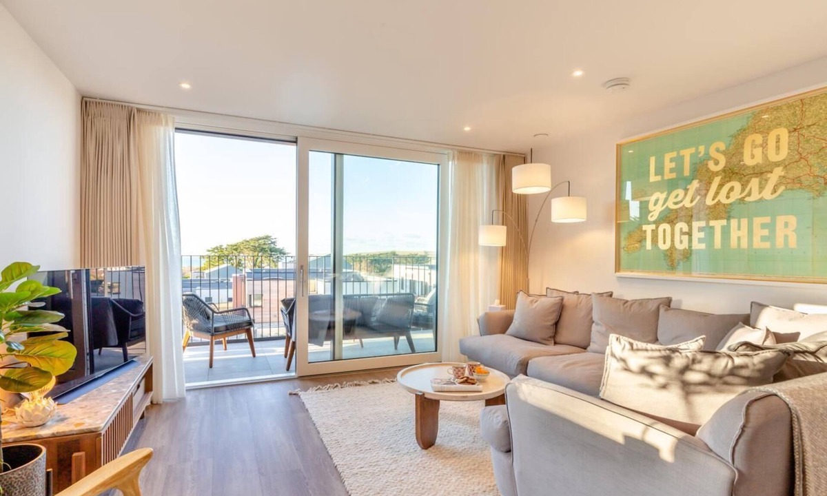 Constantine Bay Apartment | 3 Bed in Padstow (oc-w28313)