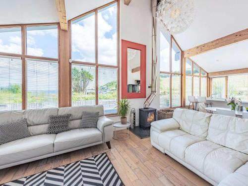 Pembroke Cabin | 3 Bed in Pembroke oc-66265
