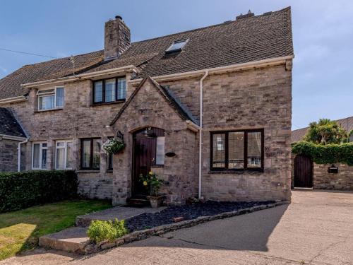 Corfe Castle House | 3 Bed in Wareham oc-78831