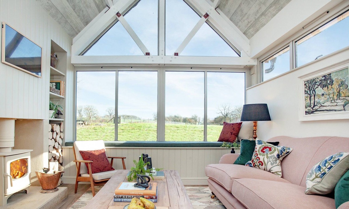 Willand Cottage | 3 bedroom accommodation in Kentisbeare, near Cullompton