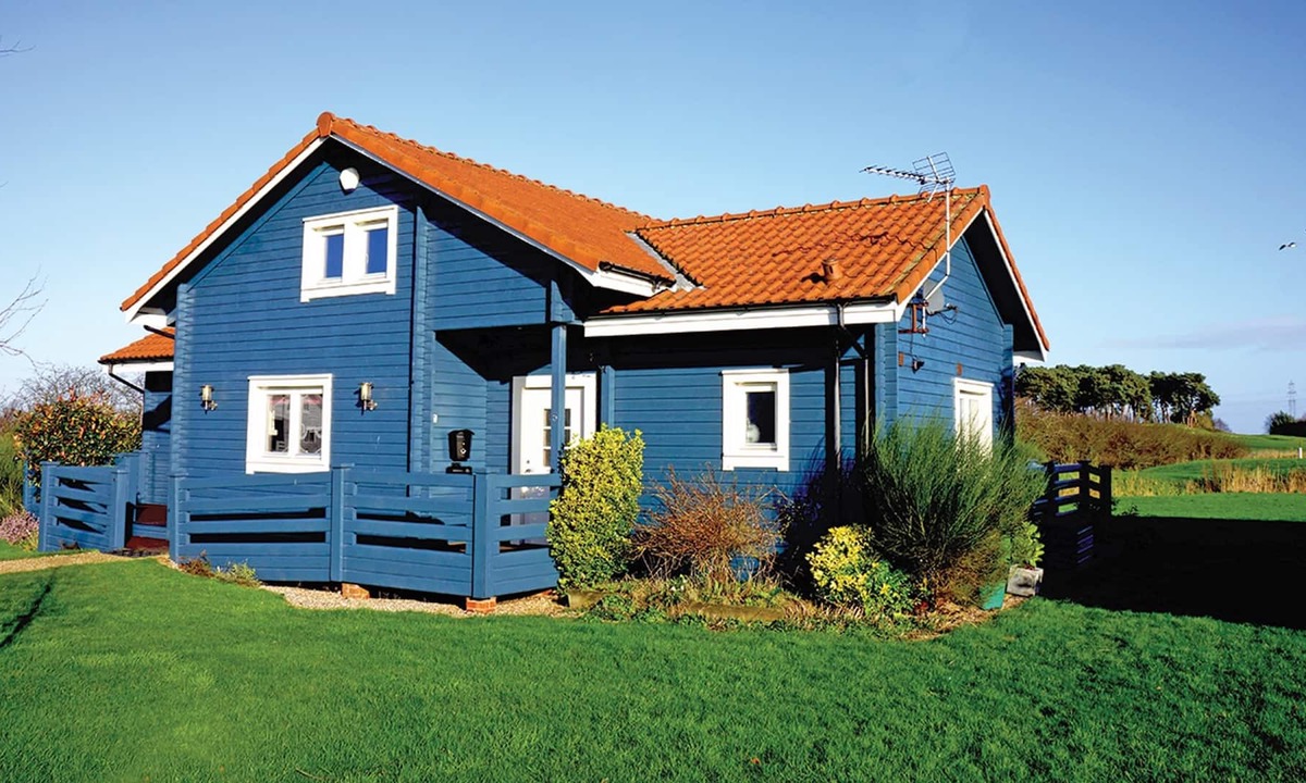 Hopton Cabin | 3 bedroom accommodation in Fritton
