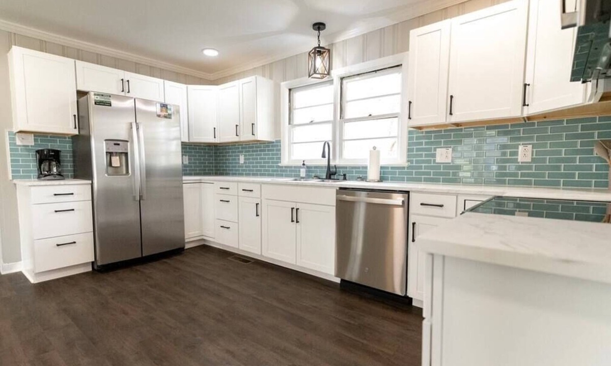 Edenton House | 3 BR/2 Bath king, Fire Pit