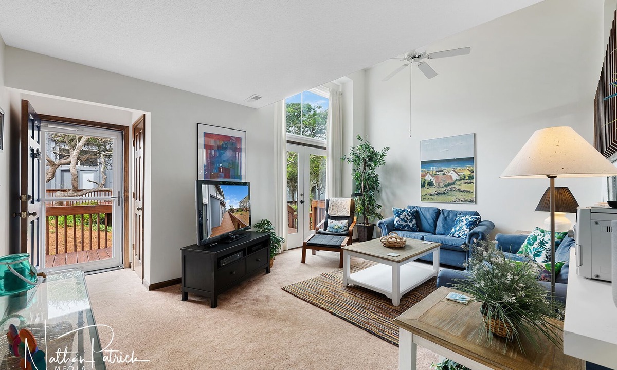 Pine Knoll Shores House | 3 BR Oceanfront Townhome - Remodeled Kitchen & Baths, Views Pool WiFi