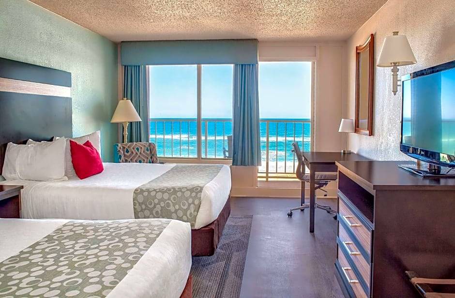 Kill Devil Hills Hotel | 3-Star Hotel ∙ Ramada Plaza by Wyndham Nags Head Oceanfront