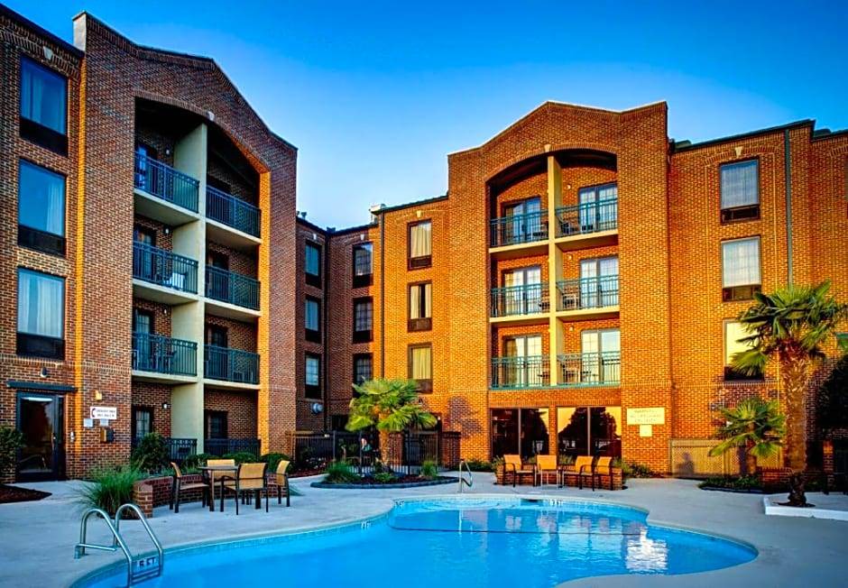 New Bern Hotel | 3-Star Hotel ∙ Courtyard by Marriott New Bern