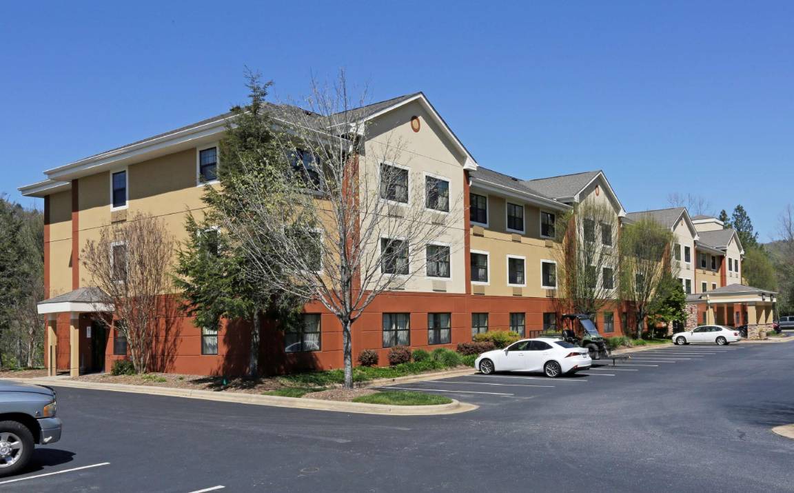 Asheville Hotel | 300 m² Hotel ∙ 127 guests