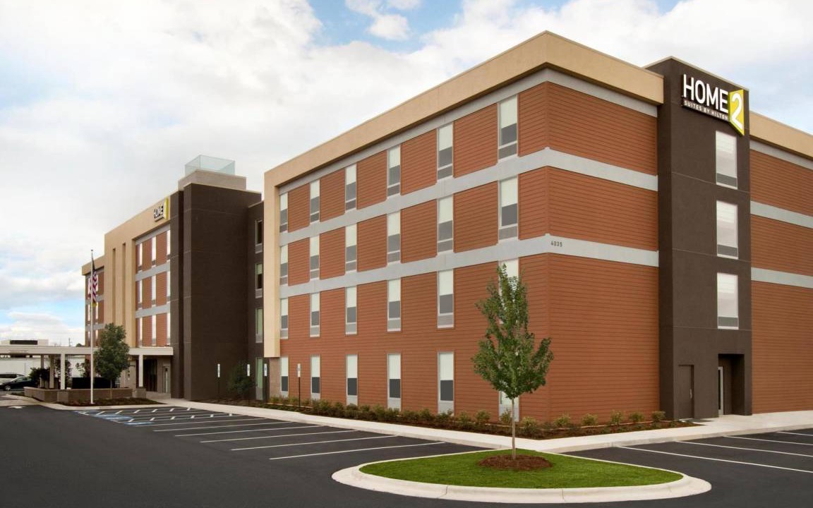 Terry Sanford Hotel | 300 m² Hotel ∙ 127 guests
