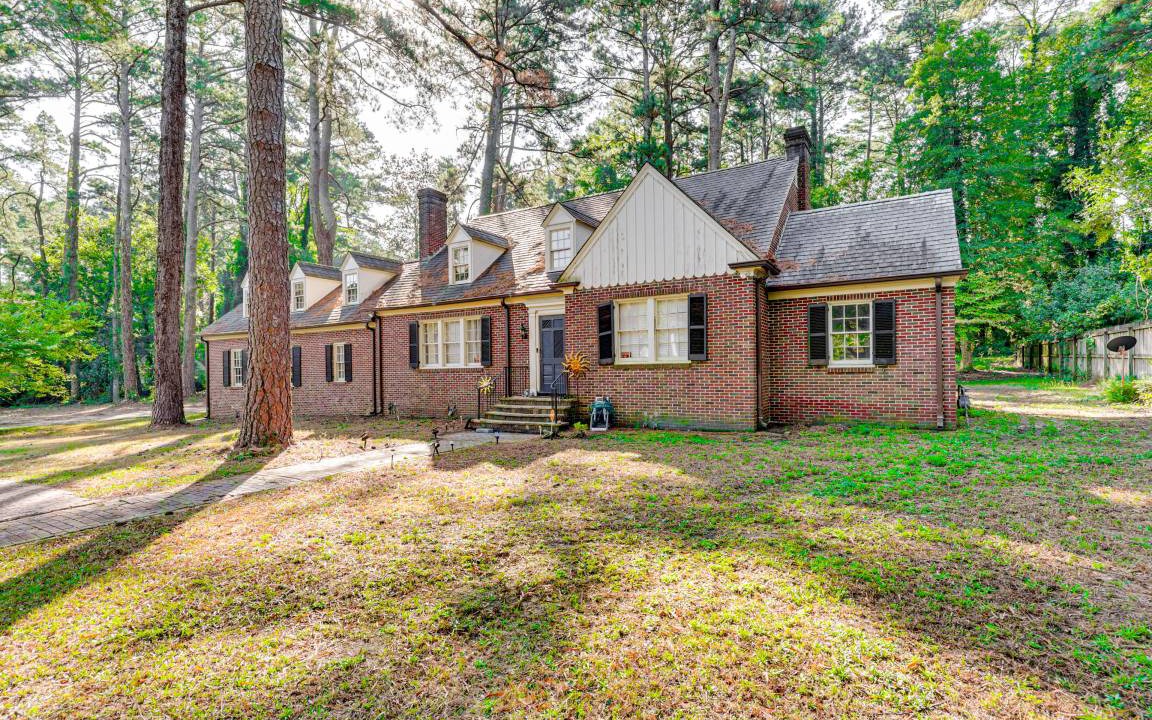Wilson House | 306 m² House ∙ 3 bedrooms ∙ 7 guests