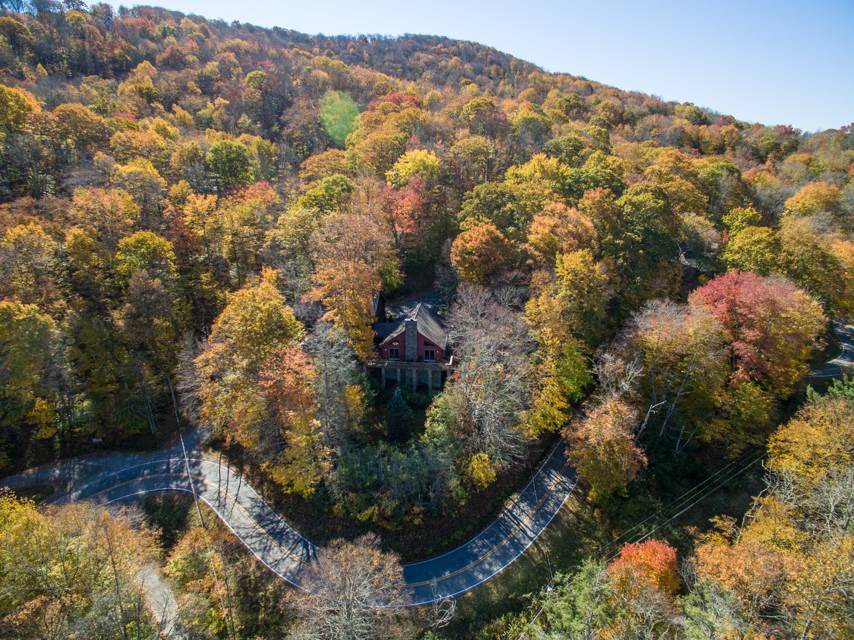 Banner Elk Cabin | 325 m² Cabin ∙ 4 bedrooms ∙ 18 guests
