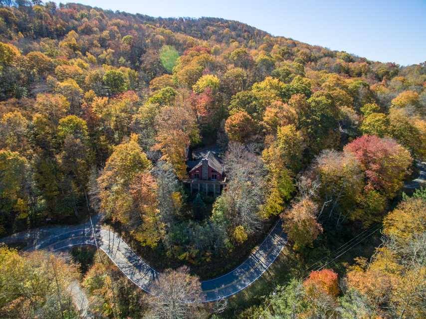 Banner Elk Cabin | 325 m² Cabin ∙ 4 bedrooms ∙ 18 guests