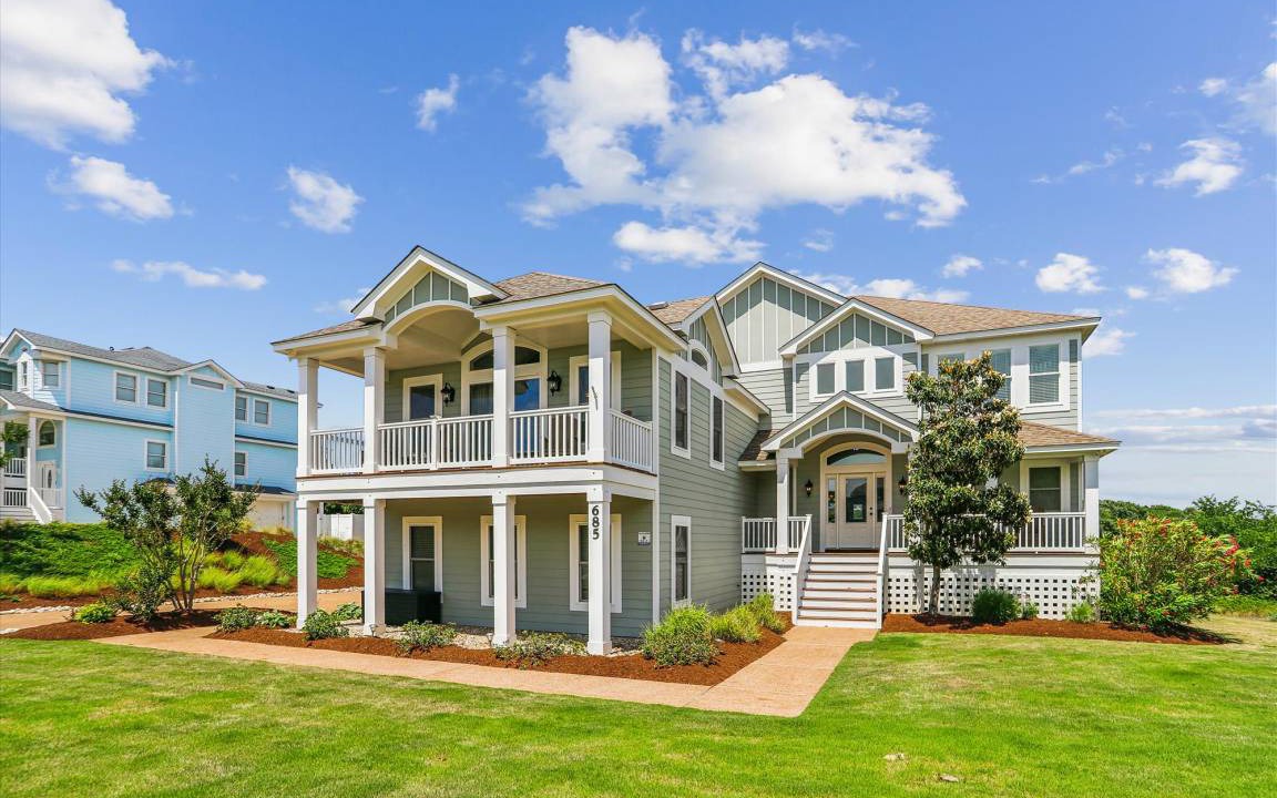 Corolla House | 325 m² House ∙ 4 bedrooms ∙ 10 guests