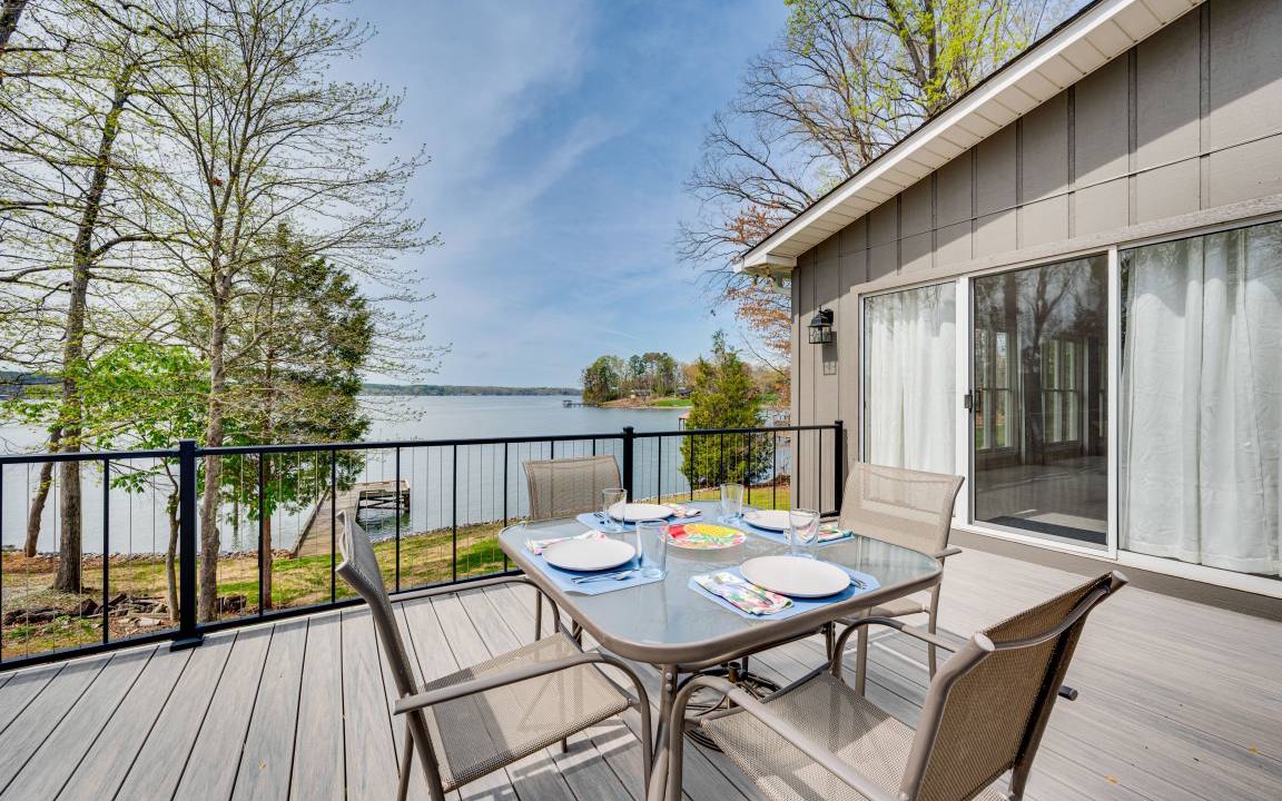Troutman House | 334 m² House ∙ 3 bedrooms ∙ 8 guests