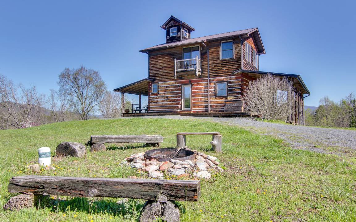 Marshall House | 334 m² House ∙ 4 bedrooms ∙ 12 guests