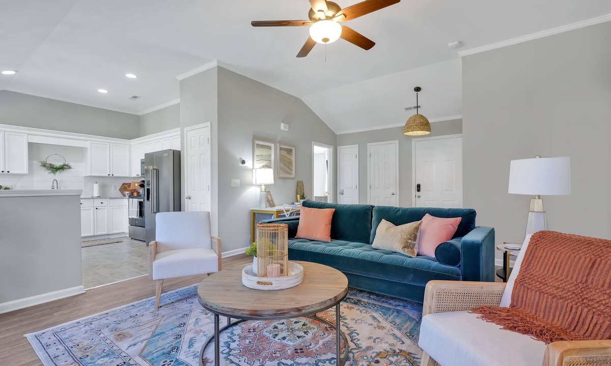Wilmington House | 3BR Modern | Midtown Escape | 5 Miles To Downtown