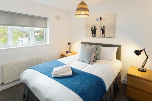 Horfield House | 4 Bedroom Contractor Accommodation near Southmead Hospital Airbus Rolls Royce Filton