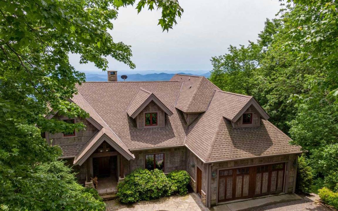 Blowing Rock House | 402 m² House ∙ 5 bedrooms ∙ 10 guests