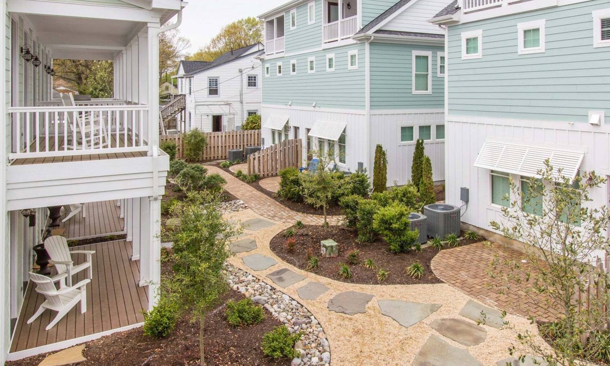 Northeast Virginia Beach Villa | 406a The Beach House