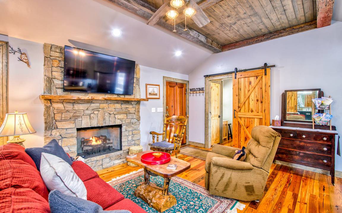 Swannanoa Cottage | 42 m² Cabin ∙ 2 bedrooms ∙ 4 guests