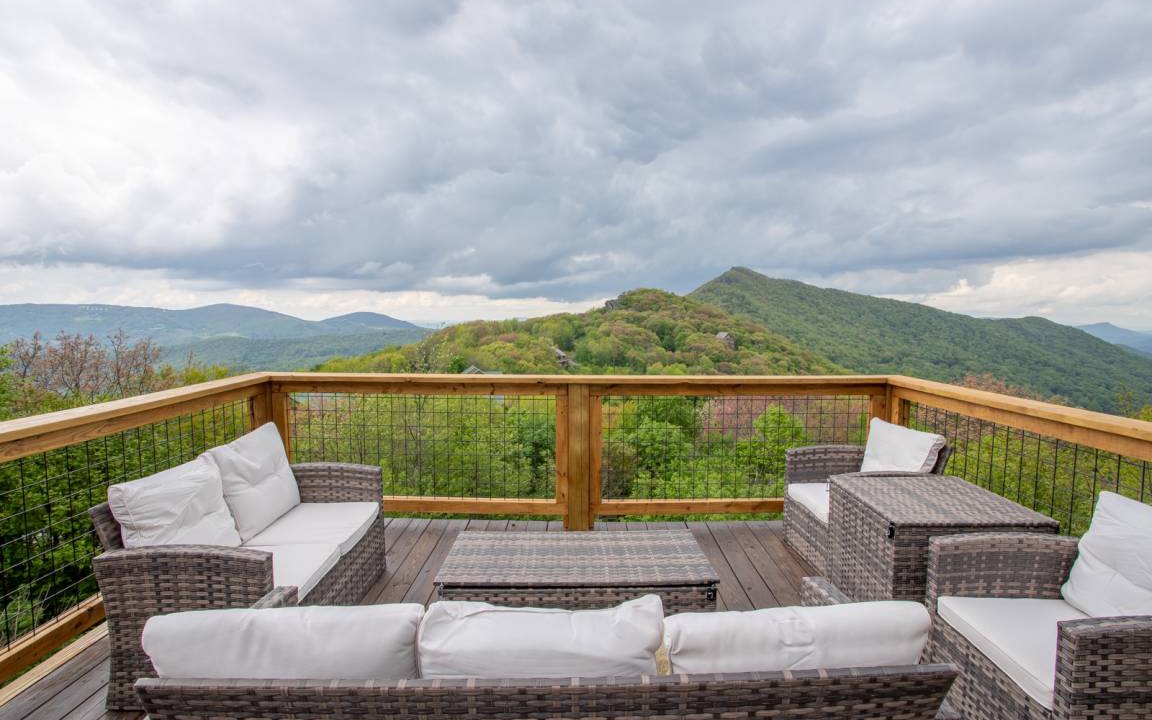 Seven Devils Cabin | 439 m² Cabin ∙ 5 bedrooms ∙ 11 guests