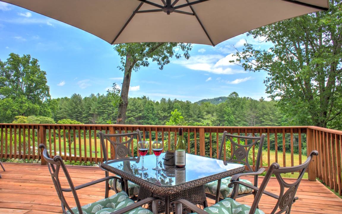 Hendersonville Cottage | 47 m² Cabin ∙ 1 bedroom ∙ 2 guests